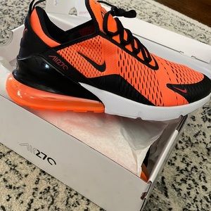 Airmax 270 size 10.5 US - never worn NEW in box.